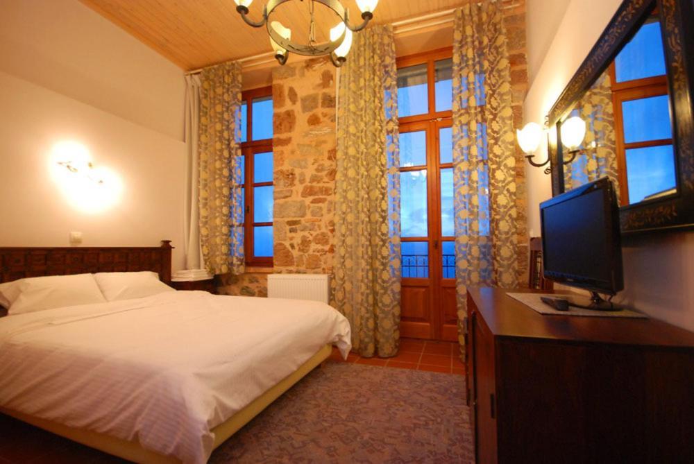 Hotel Parnassos Arachova Eksteriør billede