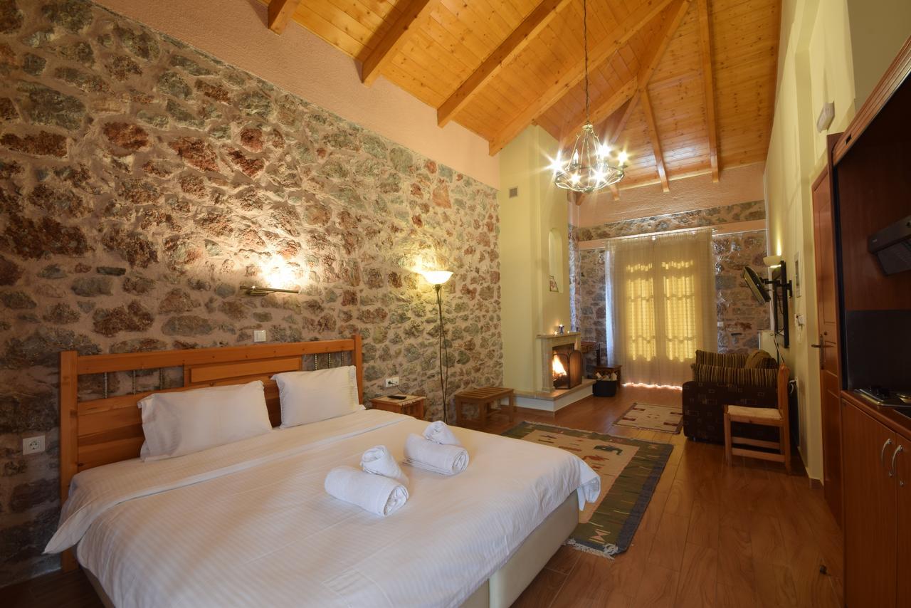 Hotel Parnassos Arachova Eksteriør billede